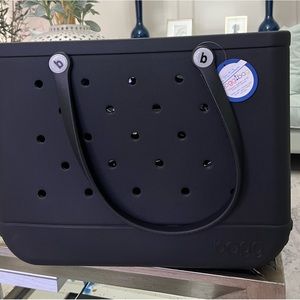 IDB black bogg Large